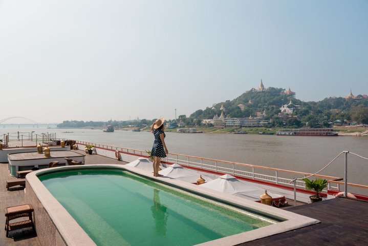 Anawratha Heritage Line Flusskreuzfahrt Myanmar -Pool Deck auf der Anawratha