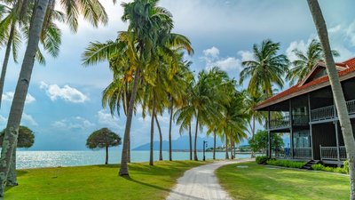 Pelangi Beach Resort Insel Langkawi Westmalaysia Garten