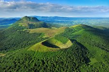 Chaine des puys - die schlafenden Vulkane der Auvergne © Joel Damase 