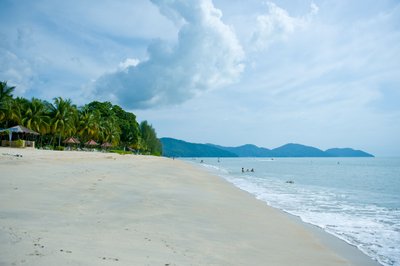 Insel Penang Batu Ferringhi Beach - ideale Kombi für Sightseeing und Strand